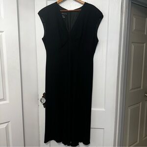 Jones New York sleeveless dress. Size 22w, never worn but no tags.